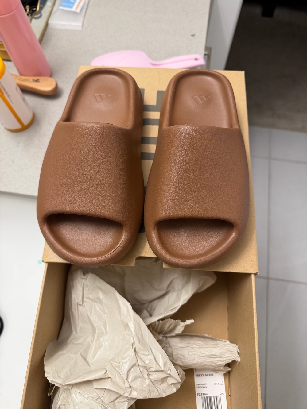 Women’s Slide Sandals in Brown (Flax) US 4